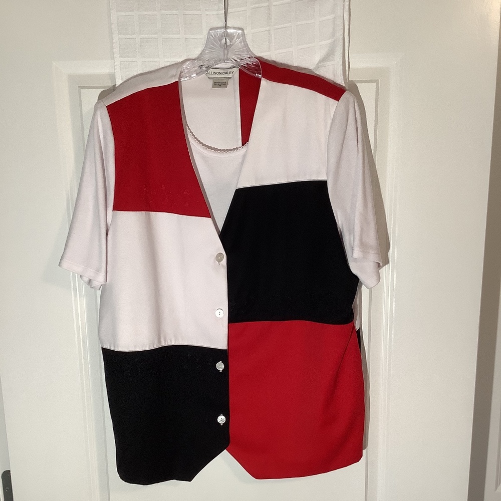 Allison Daley Women’s Pullover/ Button Front Black/ White/Red Size 16